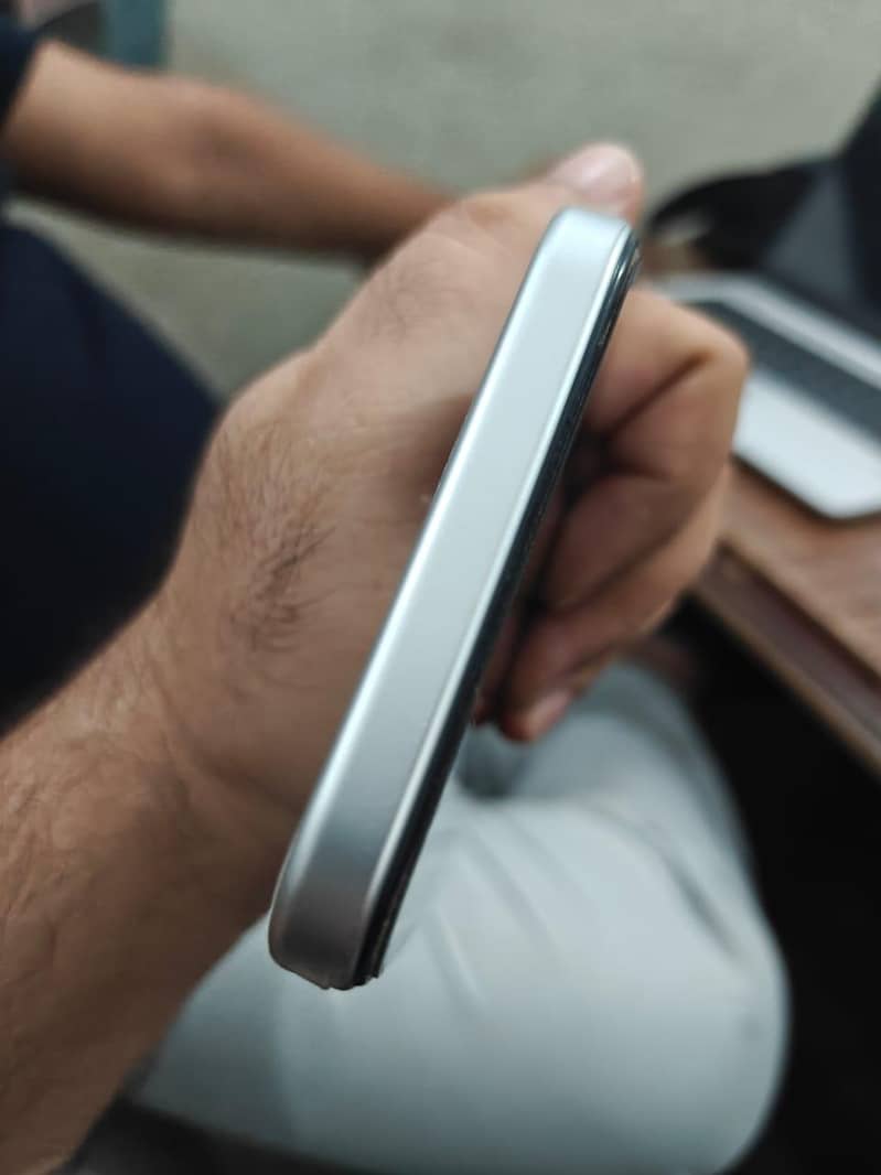 OPPO A6s 2