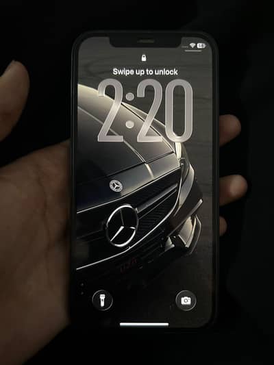 Apple iPhone 12