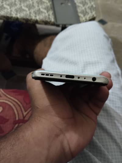Vivo Y30