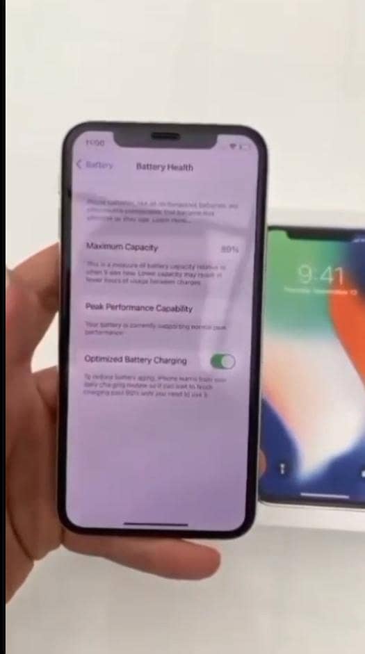 Apple iPhone X 4