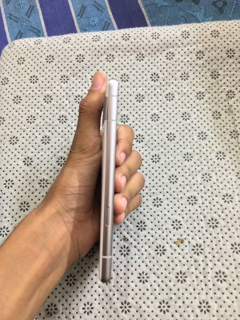 Google Pixel 7a 10
