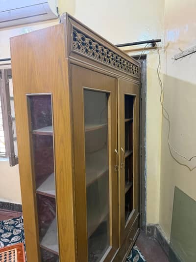 Showcase/ Furniture/ Wooden showcase