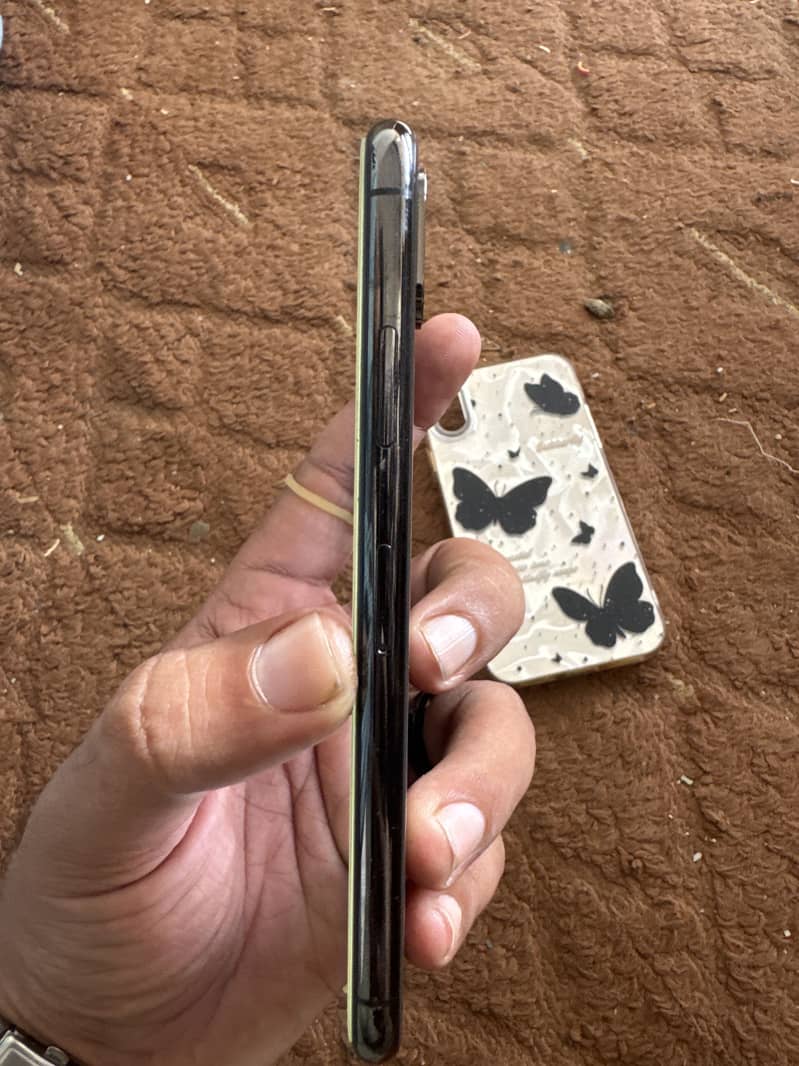 Apple iPhone X 1