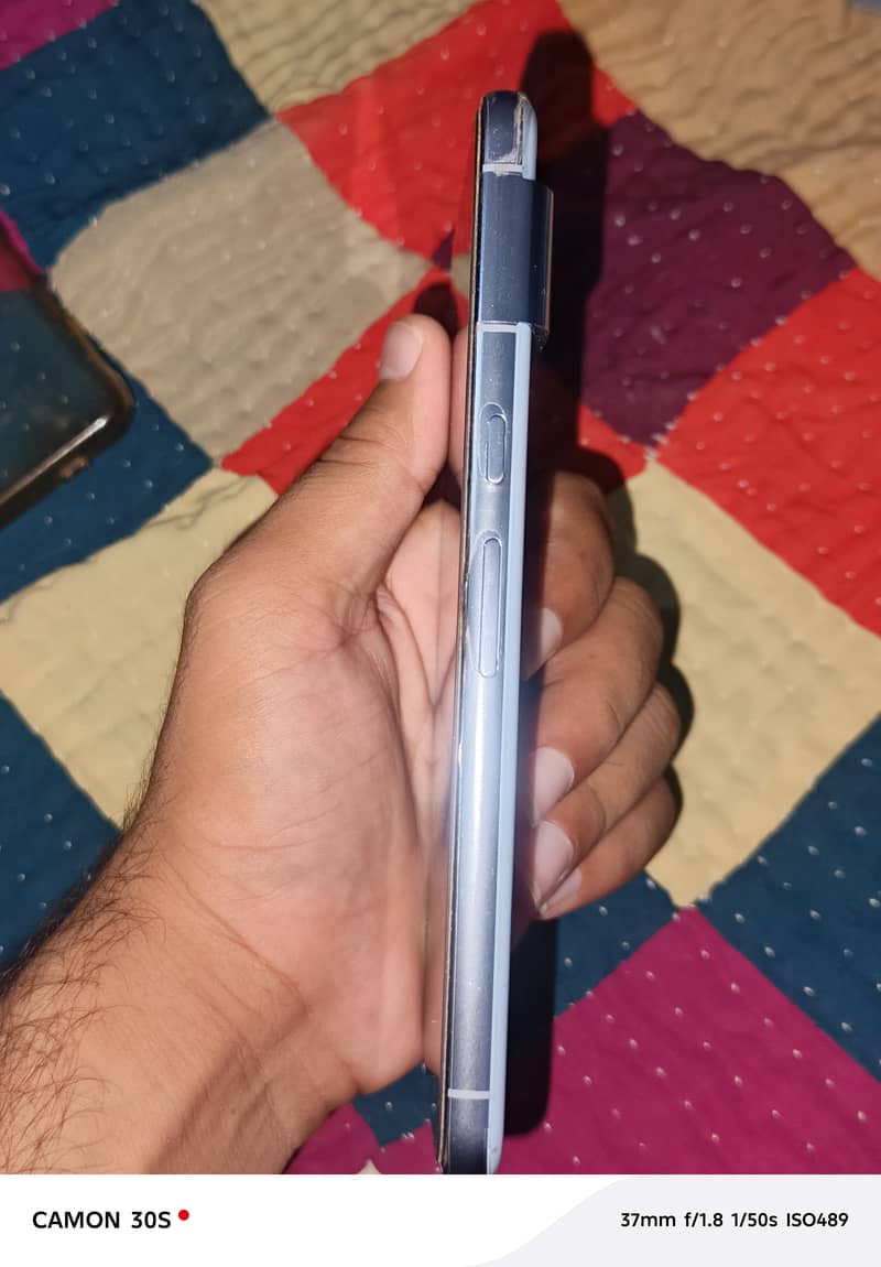 Google Pixel 8 Pro 4
