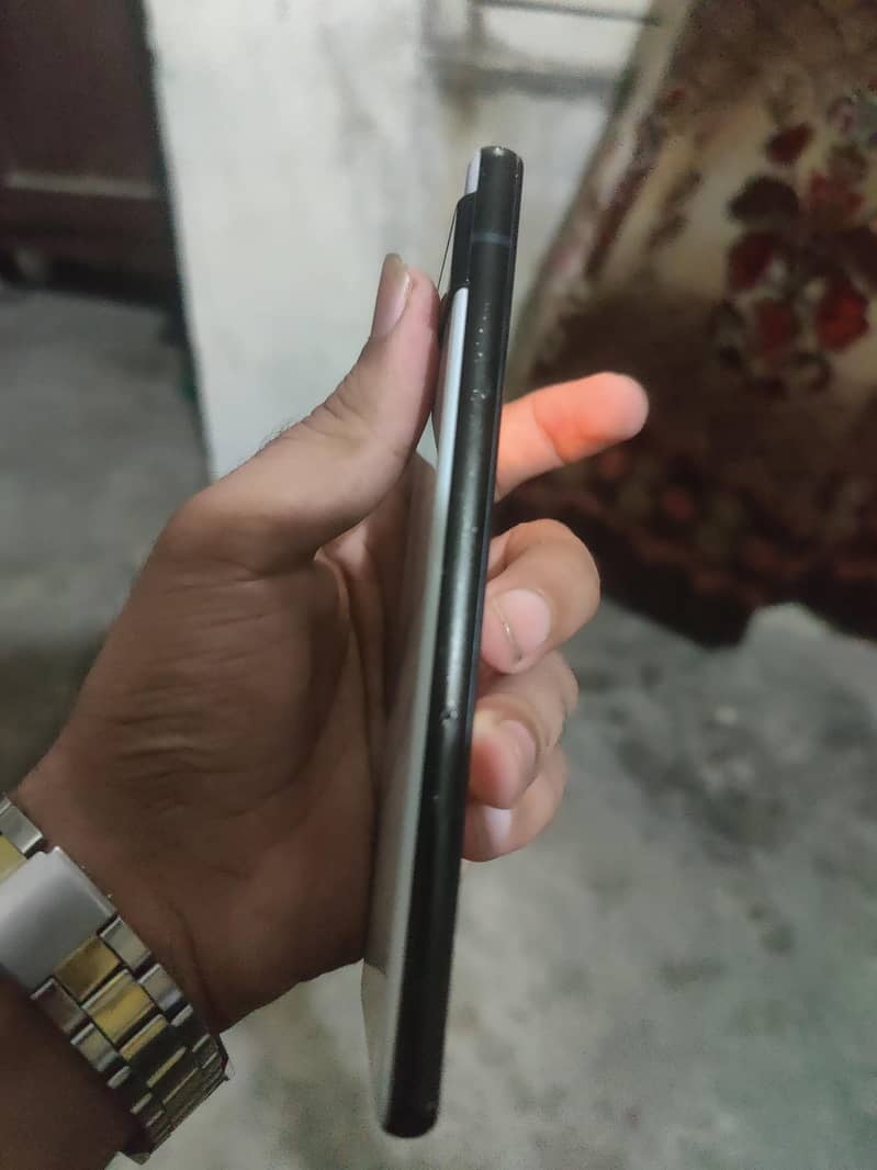 Google Pixel 6A 2
