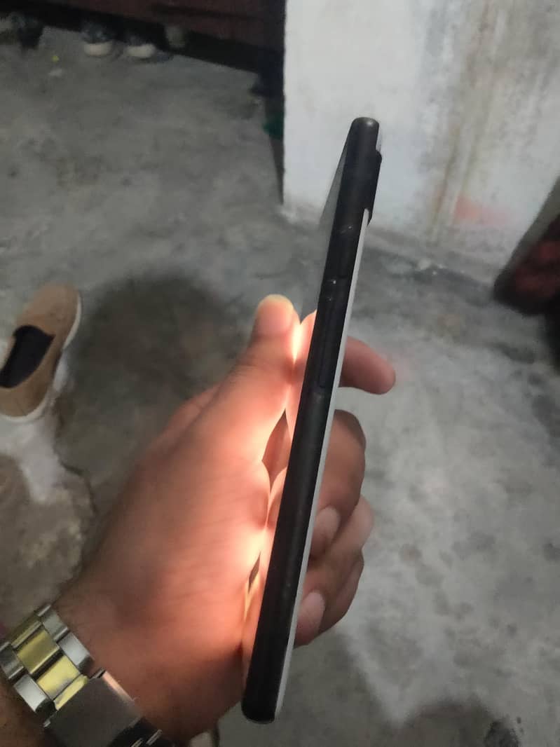 Google Pixel 6A 3