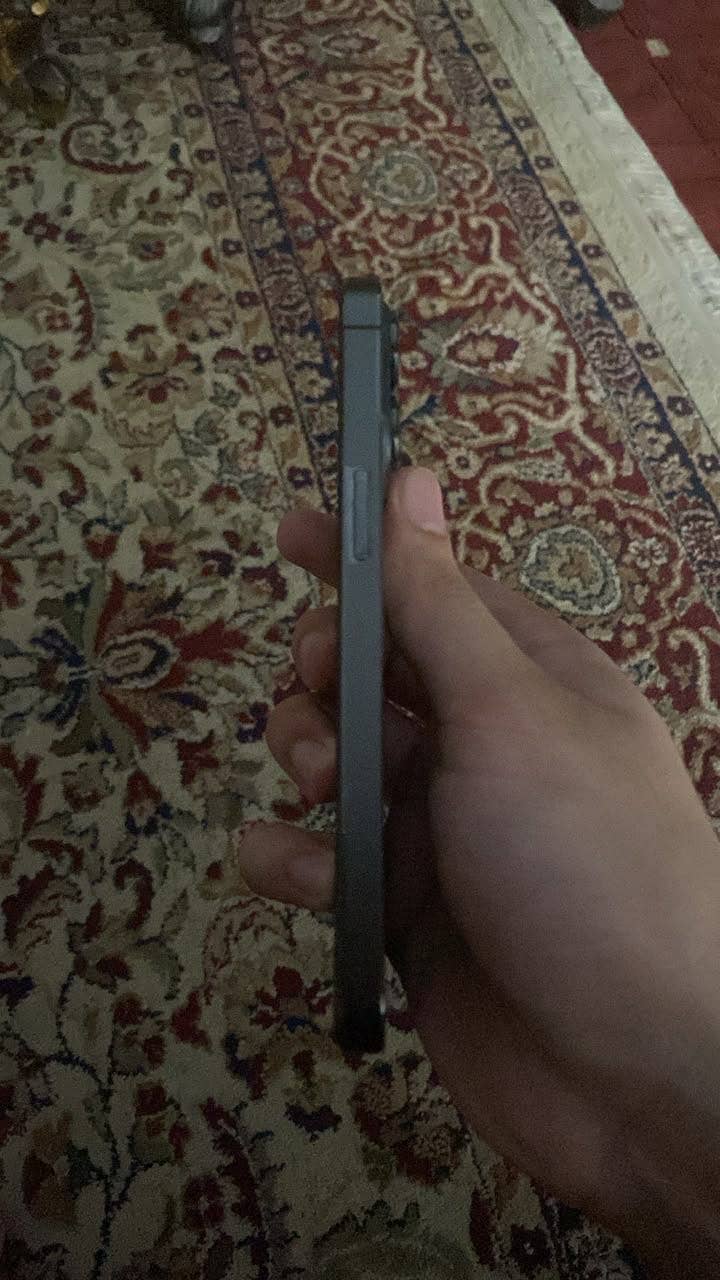 Apple iPhone 13 Pro 1