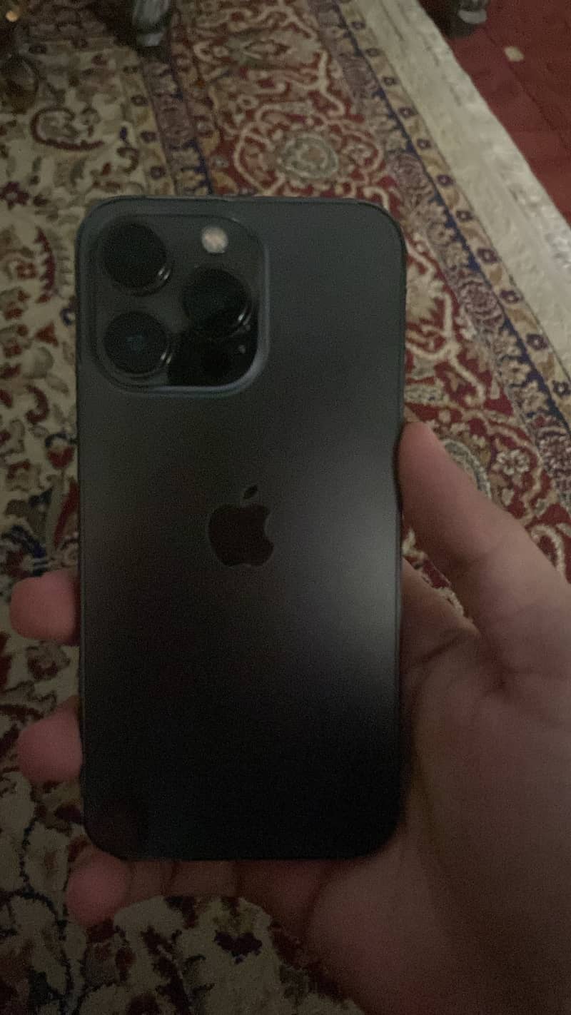 Apple iPhone 13 Pro 2