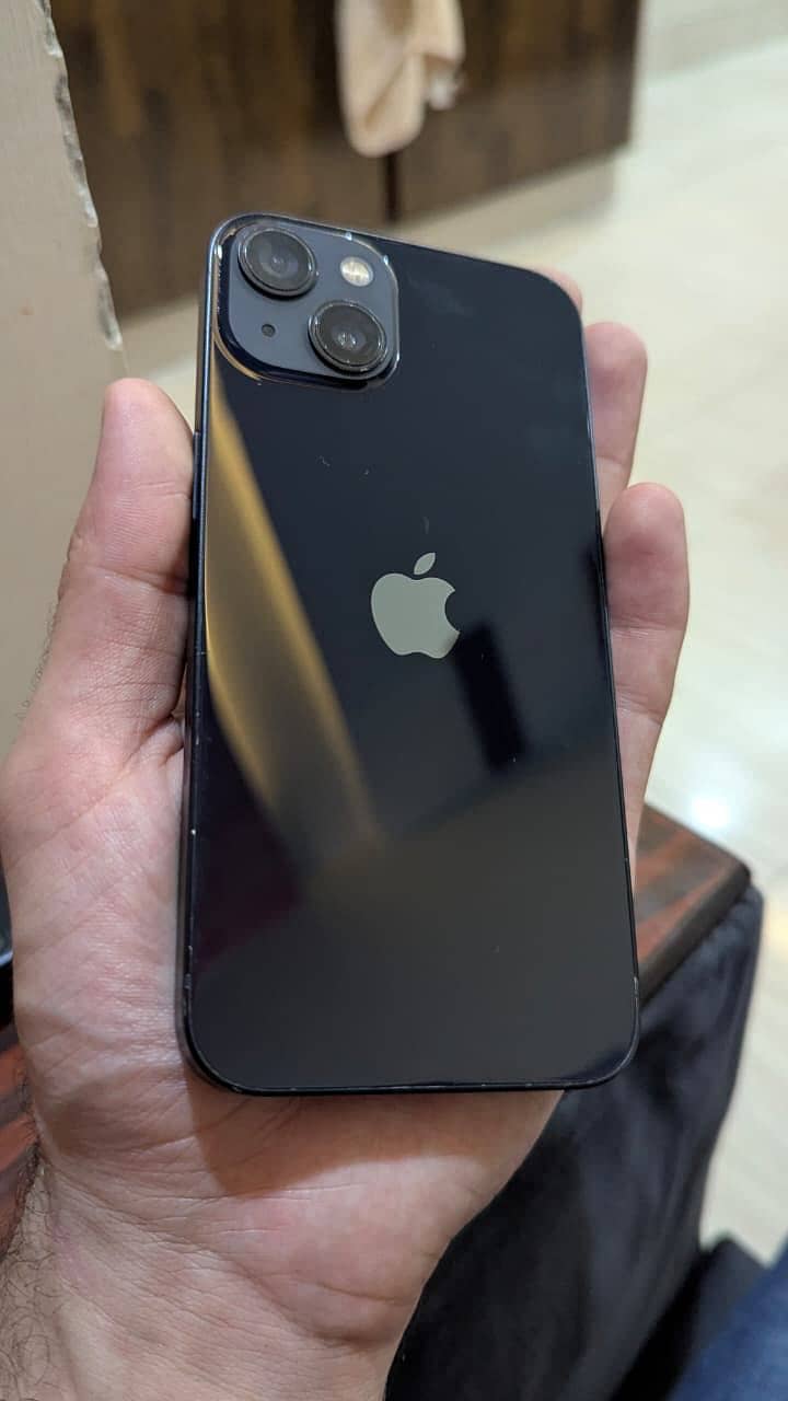 Apple iPhone 13 3
