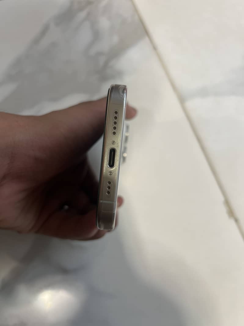 IPhone 15 Pro 2