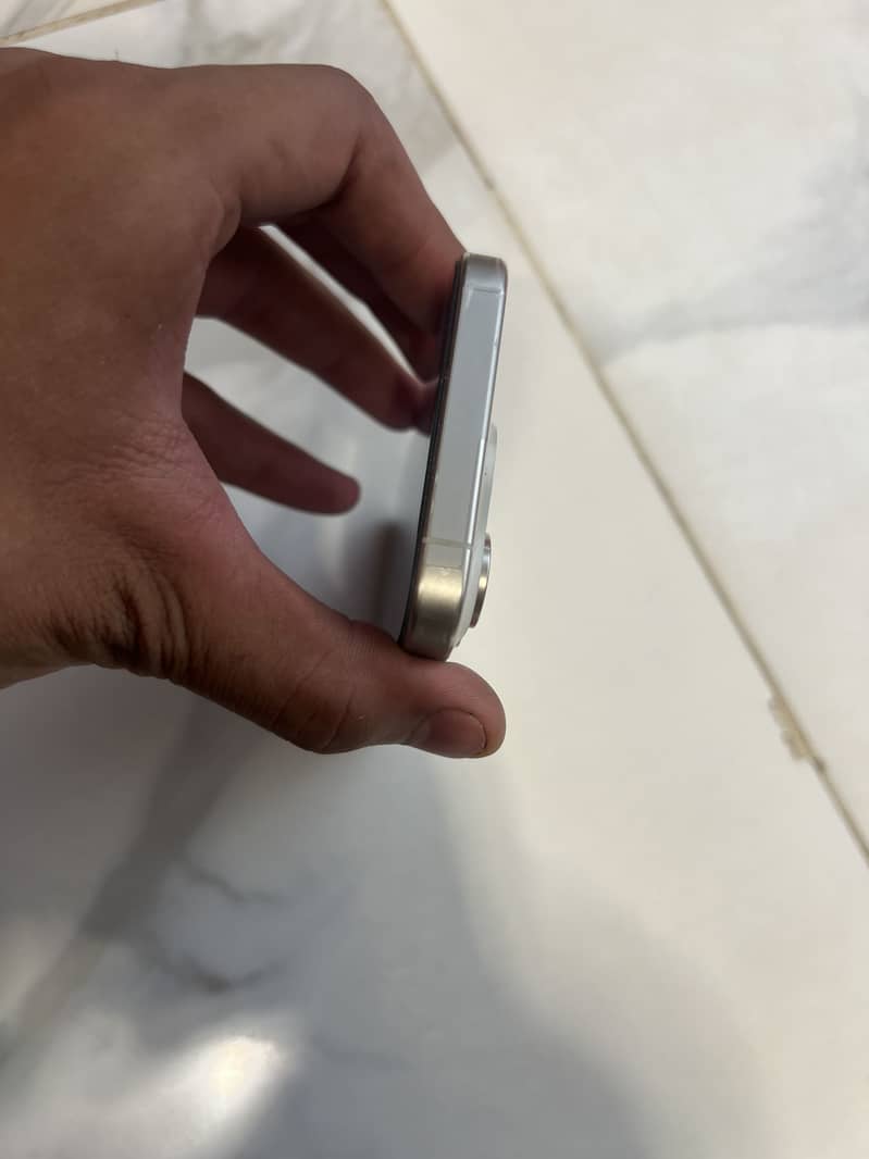 IPhone 15 Pro 3