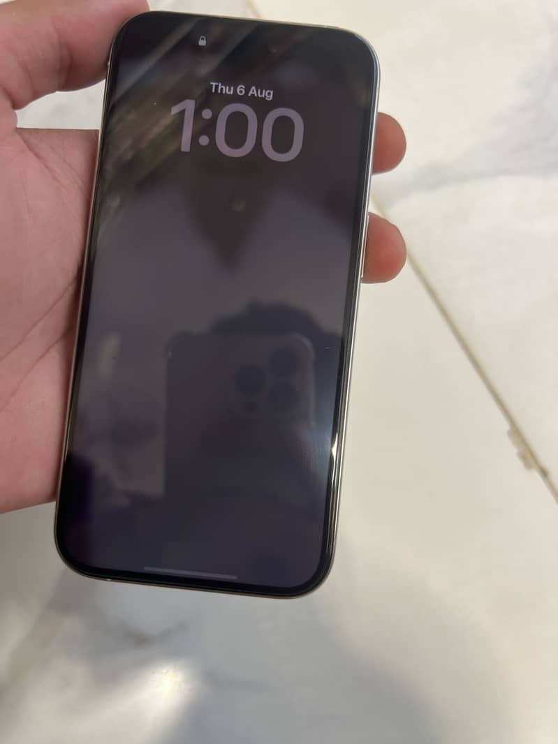 IPhone 15 Pro 4