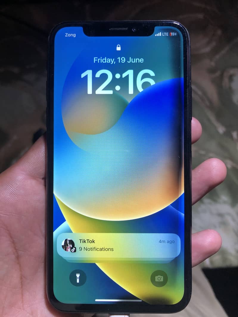 Apple iPhone X 0
