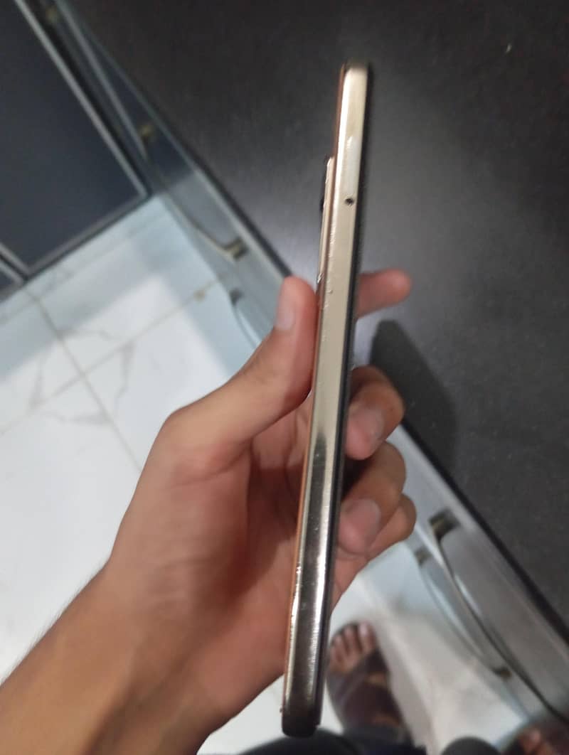 Infinix Zero X Pro 1