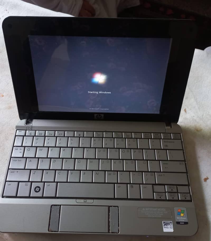 HP mini netbook 3