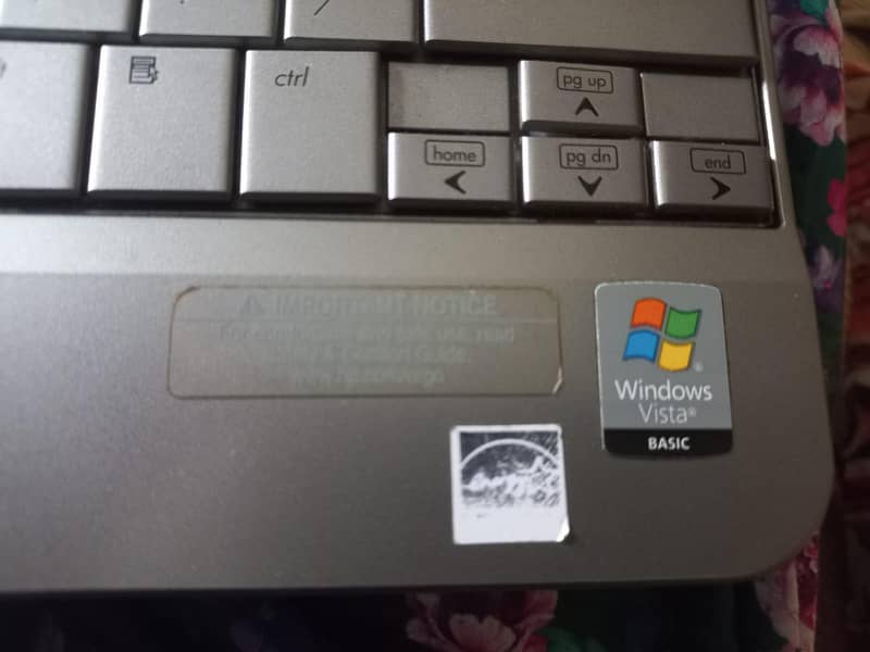 HP mini netbook 4