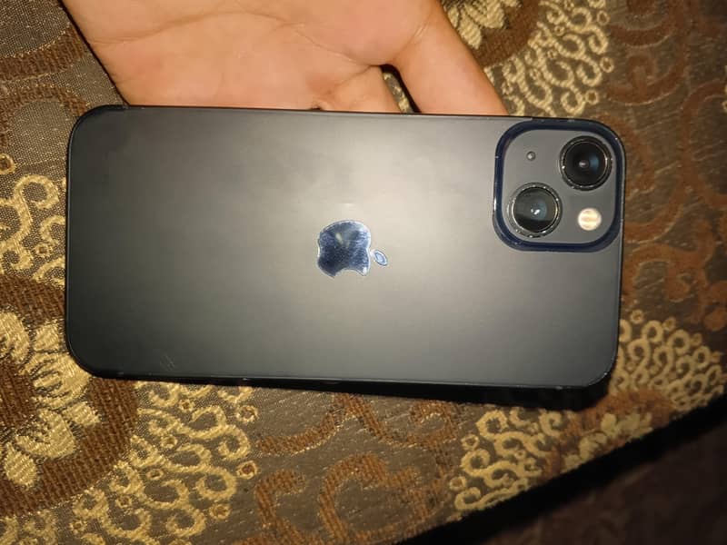 Apple iPhone 13 1