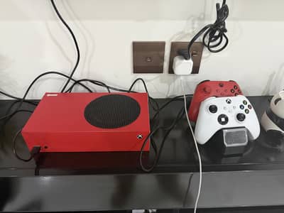 Xbox Series S With 2 Orignal Controllers and Charger