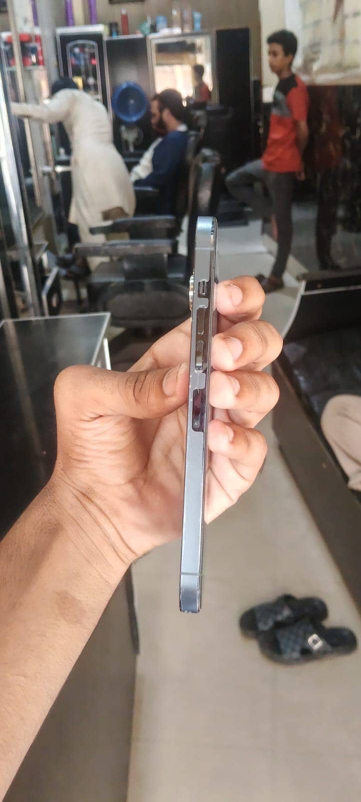 Apple iPhone 13 Pro Max 2