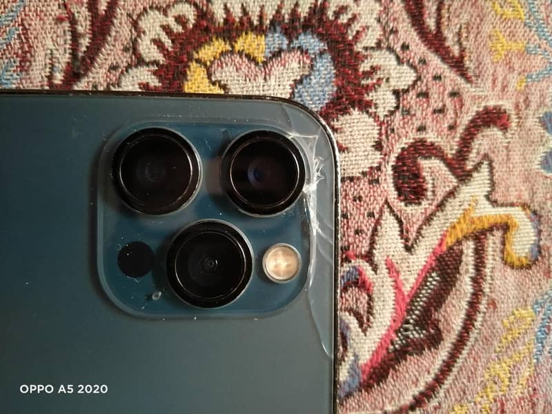 Apple iPhone 12 Pro Max 4