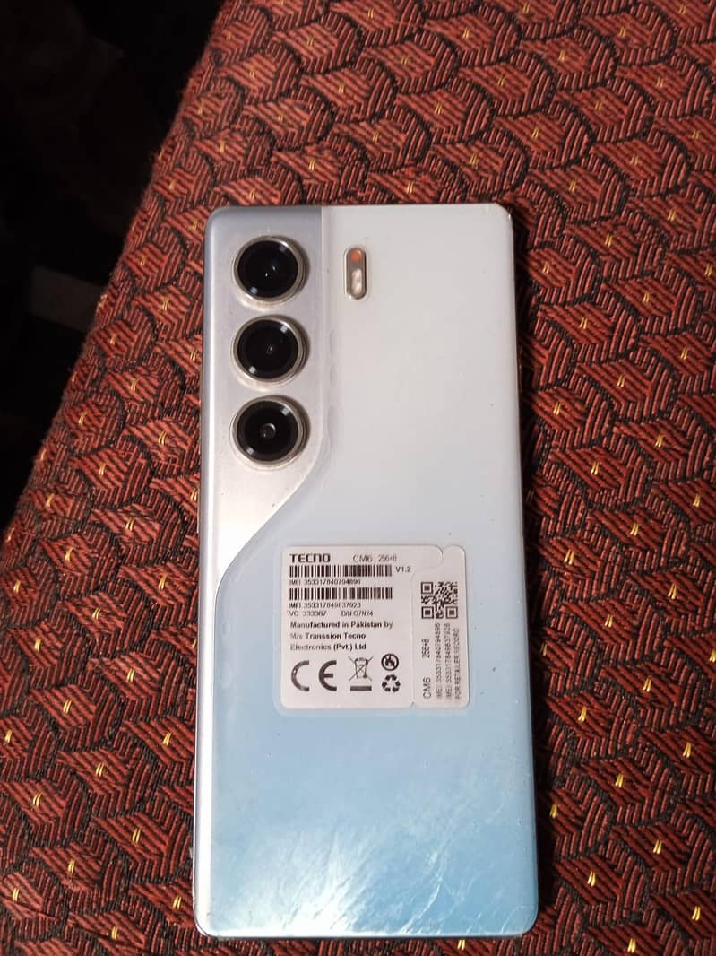 Tecno CAMON 40 Pro 2
