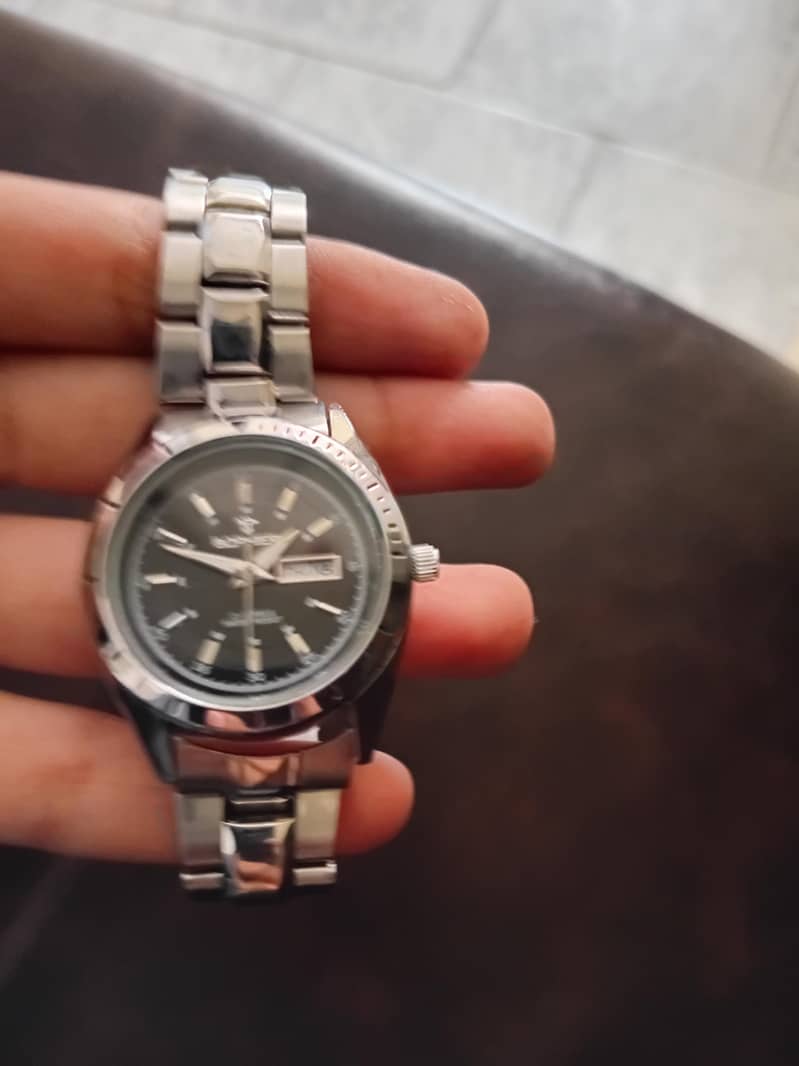 watch 2