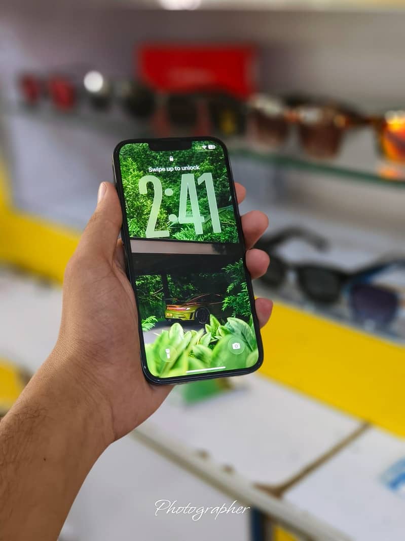 iPhone 13 5