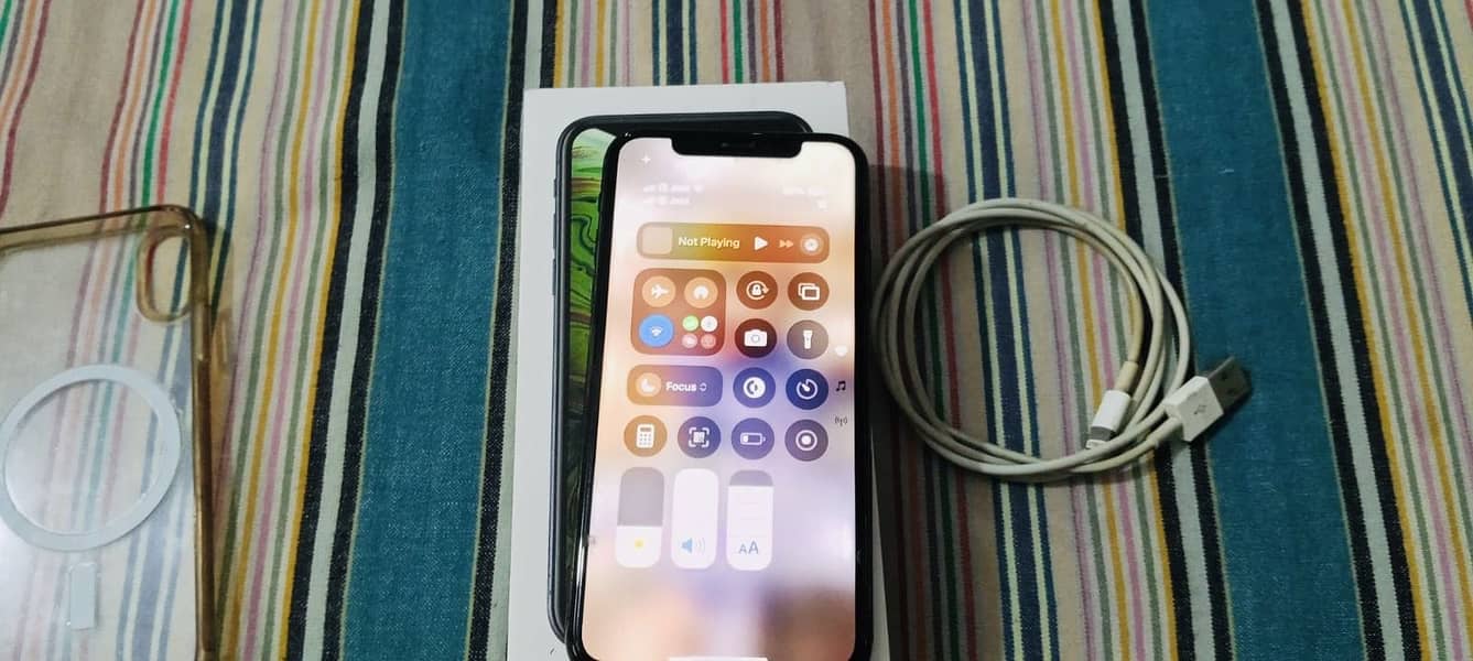 Apple iPhone XS 3