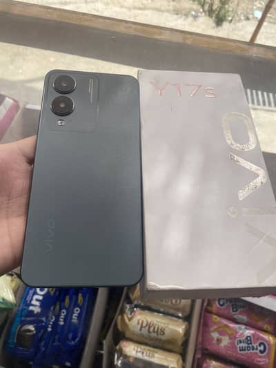 Vivo Y17s.    4+4.8gb. 128gb