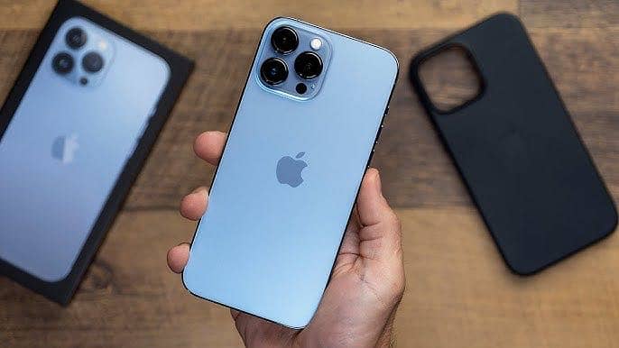 Apple iPhone 13 Pro Max 0