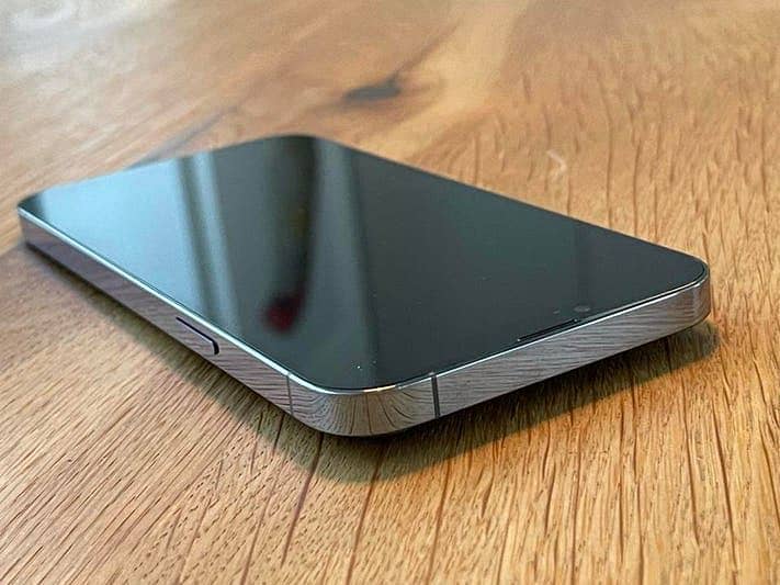 Apple iPhone 13 Pro Max 2