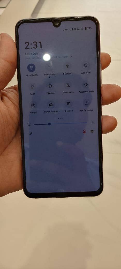 Vivo V21 1