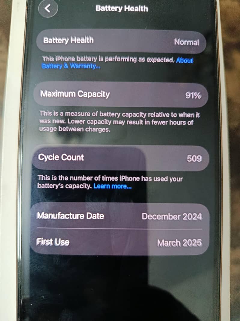 Apple iPhone 16 Pro 3
