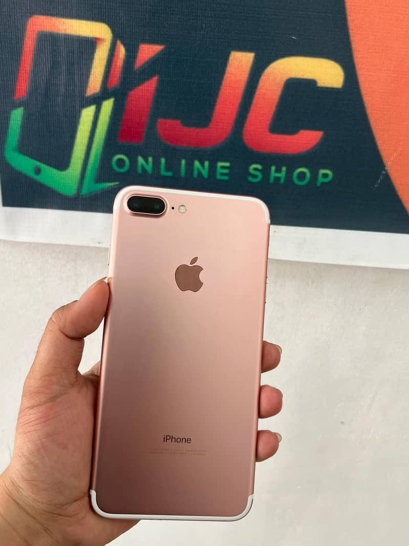 Apple iPhone 7 Plus 0