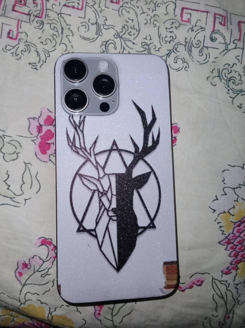 Apple iPhone 15 Pro 0