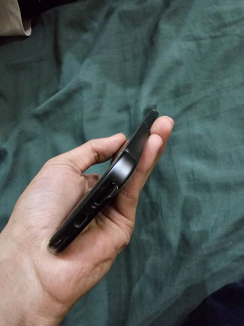 Google Pixel 9 3