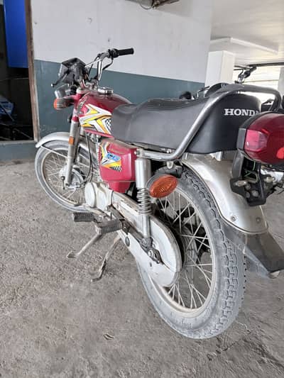 Honda 125 2025