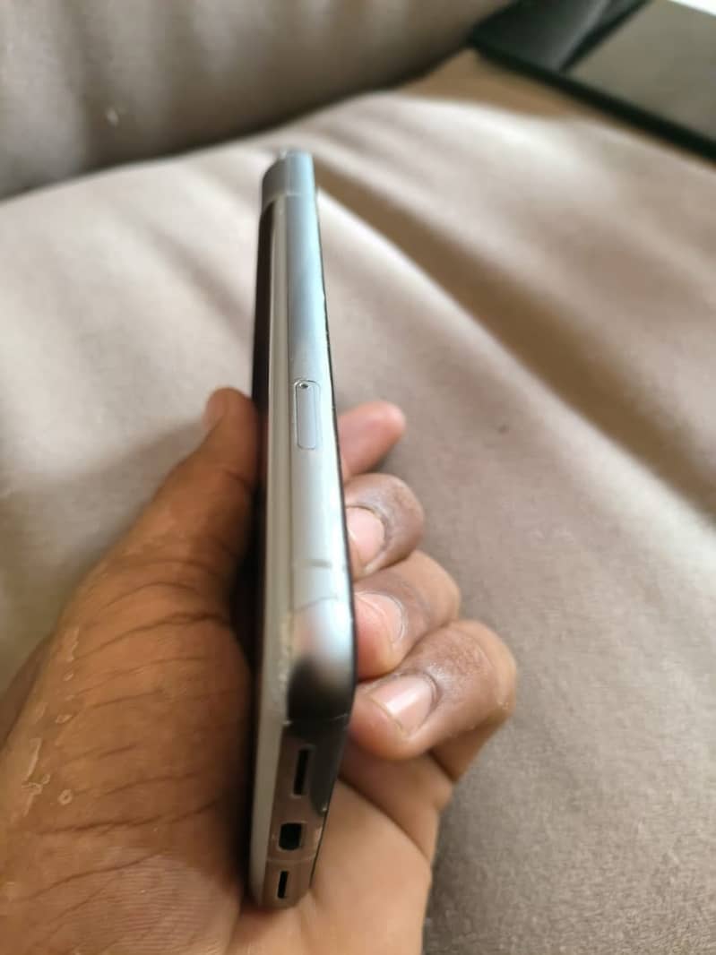 Google Pixel 8 1