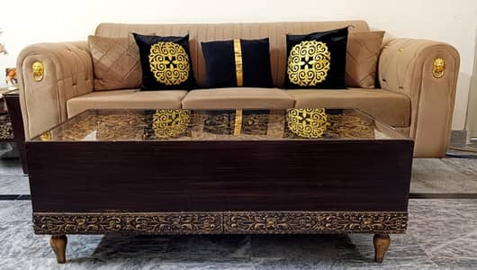 Classic Carved Wooden Coffee Table with Glass Top (Gold Detailing)