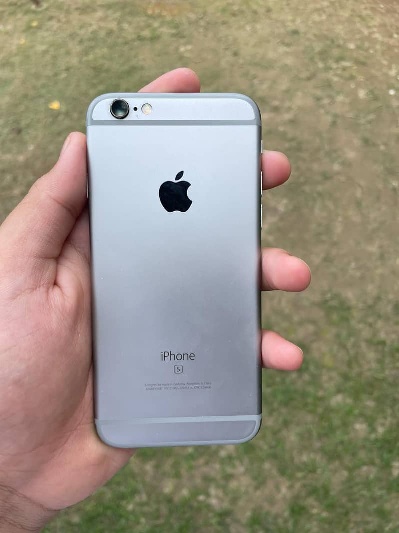 Apple iPhone 6S 2