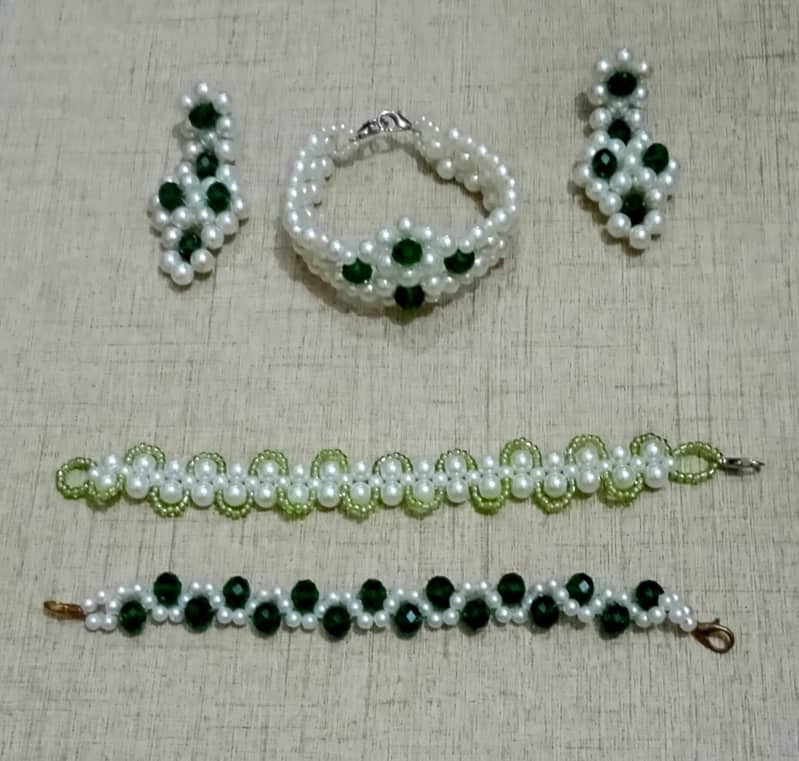 Beaded bracelets 0