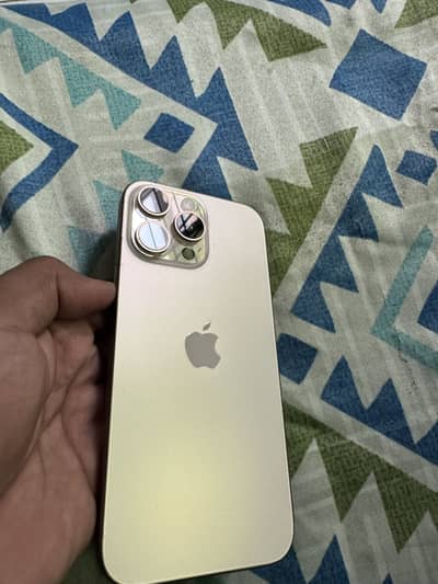 Apple iPhone 16 Pro Max