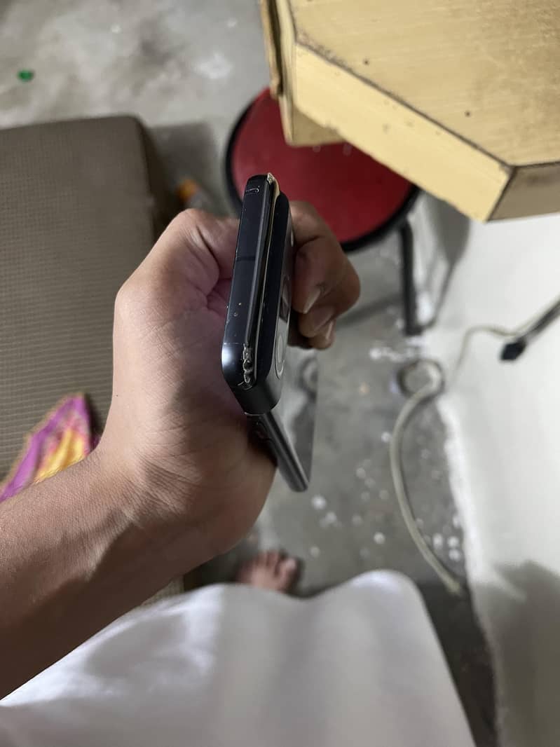 Google Pixel 8 2