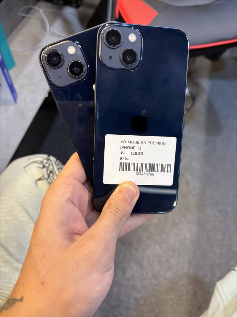 Apple iPhone 13 6