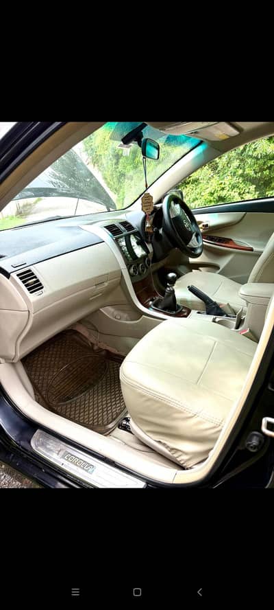 Toyota Corolla Altis 2011