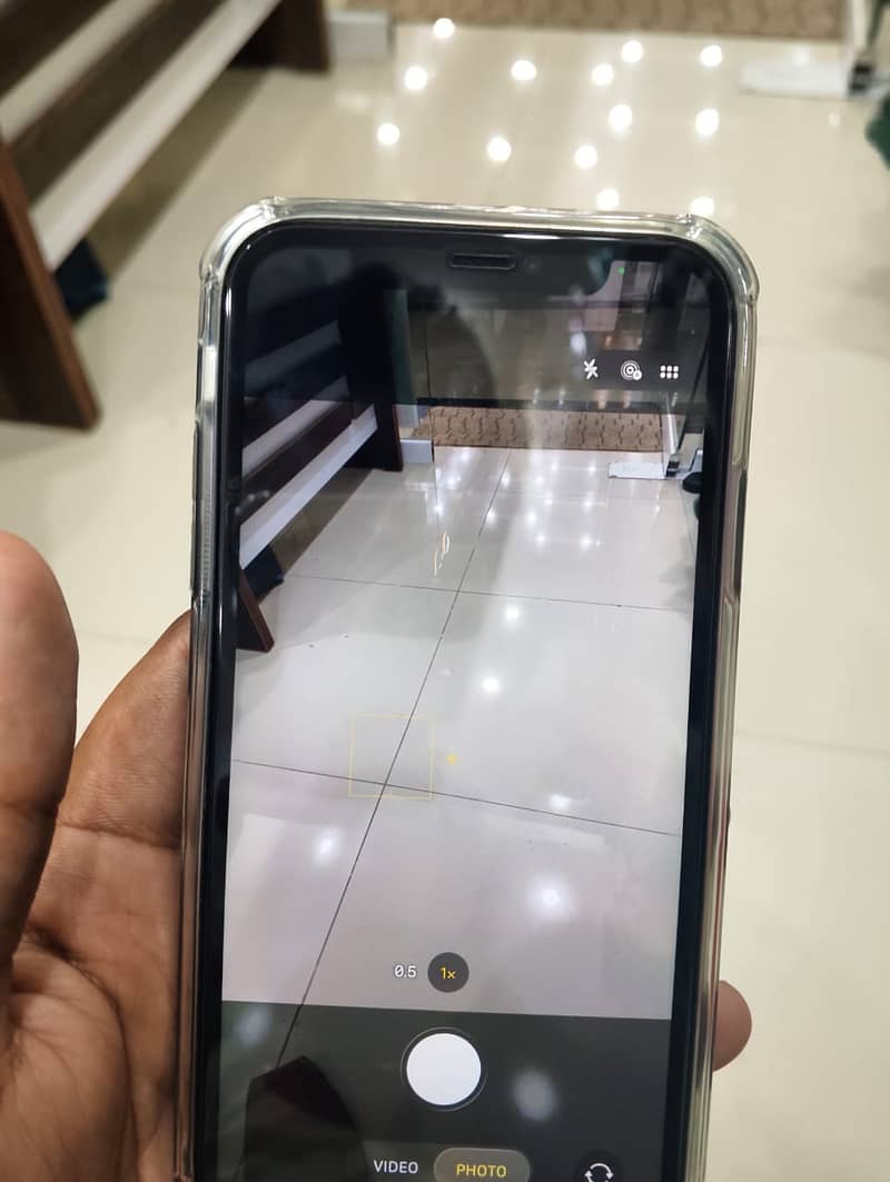 Apple iPhone 11 8