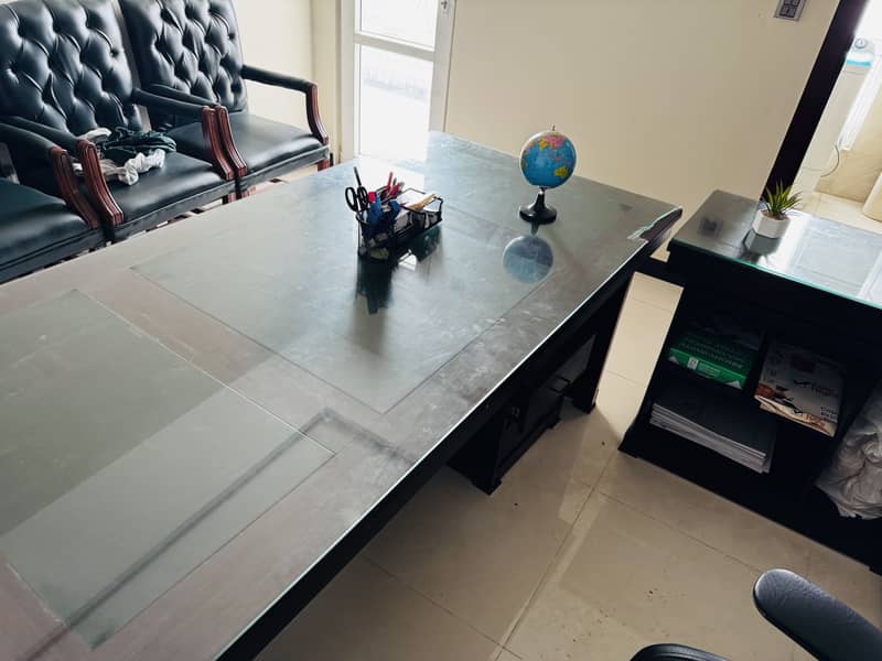 Executive Table with 4 Chairs 1