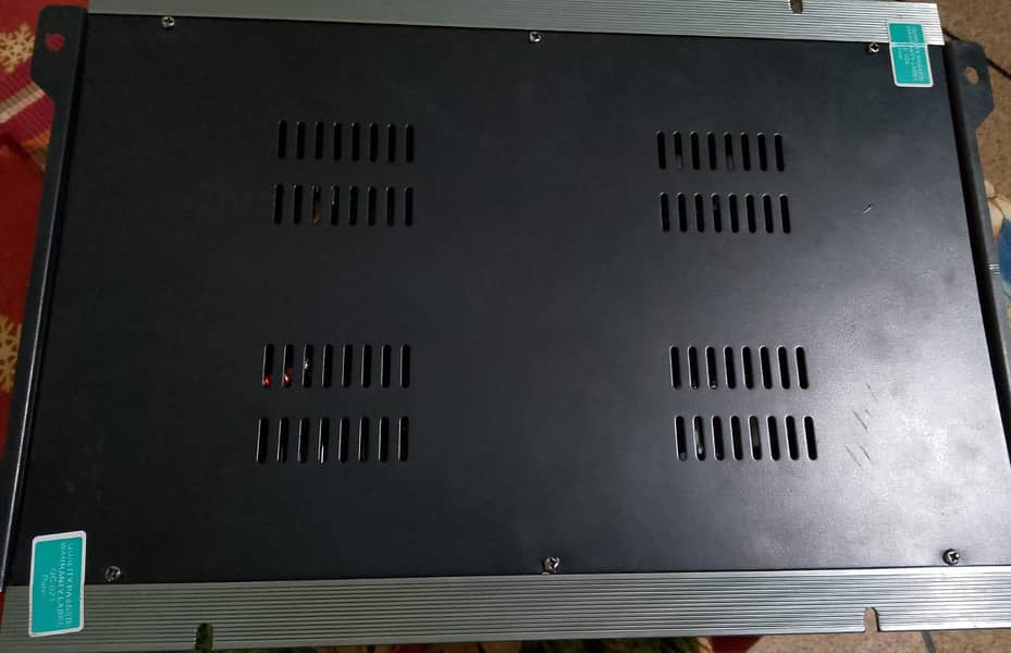 IMMACULATE HERTZ AMPLIFIER 2