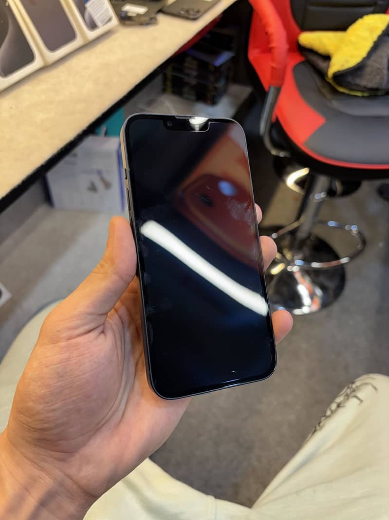 Apple iPhone 14 6