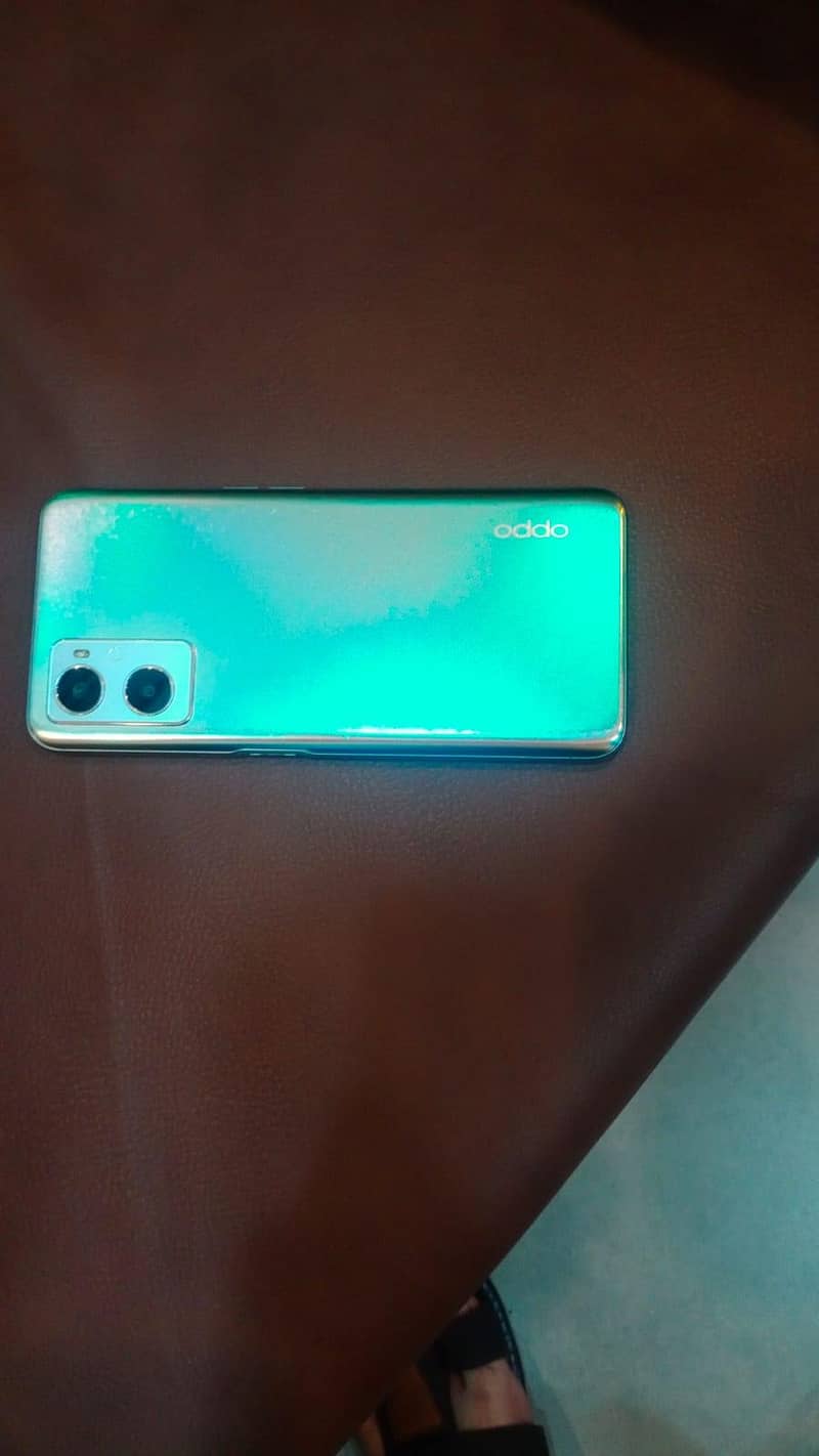 OPPO A96 0